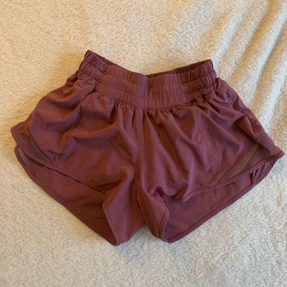 Lululemon Hotty Hot Short